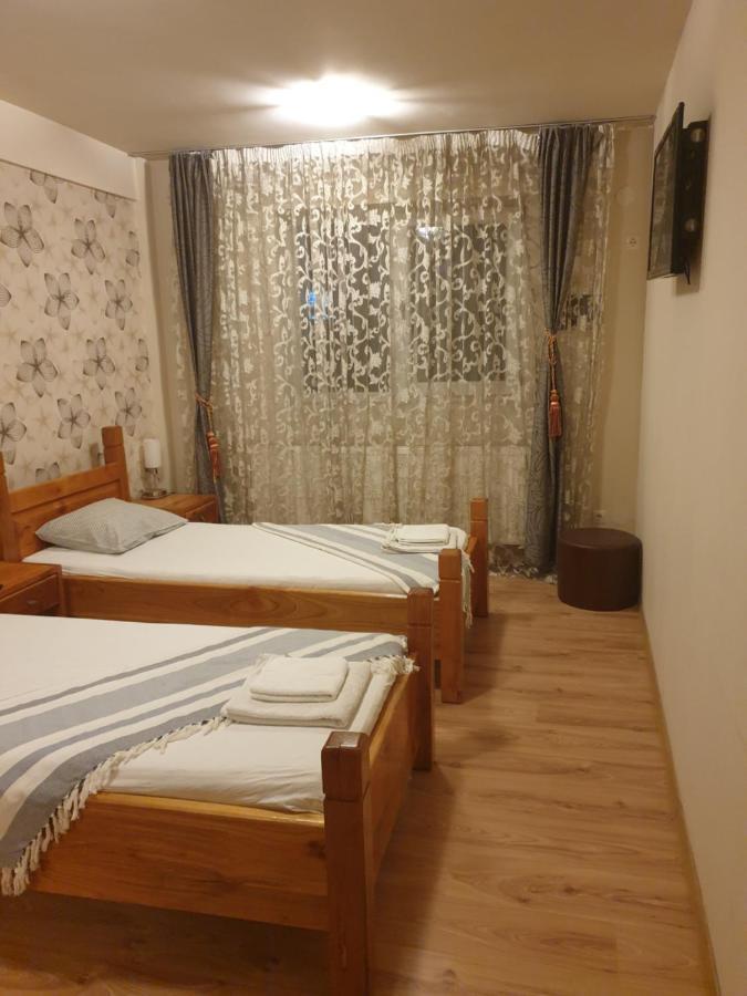 Хостел Sc Afitos Srl Дробета-Турну-Северин Экстерьер фото